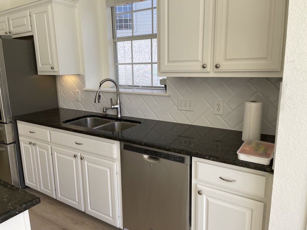 image of business Kings Perez Flooring