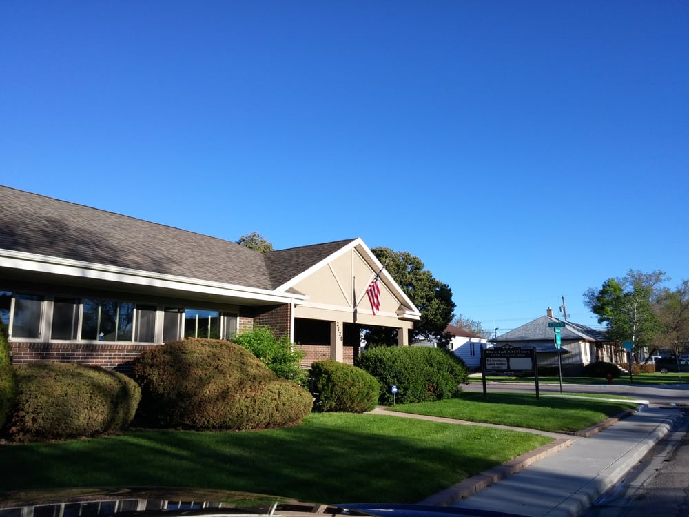 image of business Woodard Lee A Dentist