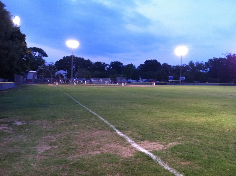 Quincy Park 13 Reviews Tennis 1021 N Quincy St, Arlington, VA