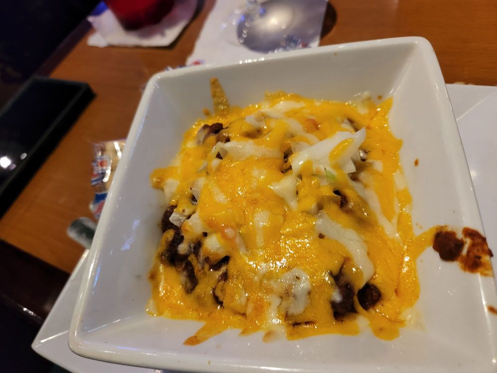 Norton's Eastside Sports Bar & Grill