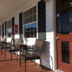 Deerfield 14 Photos Hotels 40 Chatuge Ln Hayesville Nc Photo Of Deerfield Hayesville Nc United States Seating Outside Your Guest Room