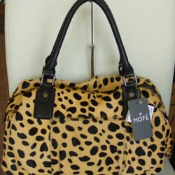 Finderskeepers Handbag Boutique Closed 22 Photos 17 Reviews Photo Of Finderskeepers Handbag Boutique Sacramento Ca United States