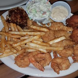 Coconut Joe S Beach Grill 182 Photos 254 Reviews Seafood Photo Of Coconut Joe S Beach Grill Isle Palms Sc United States