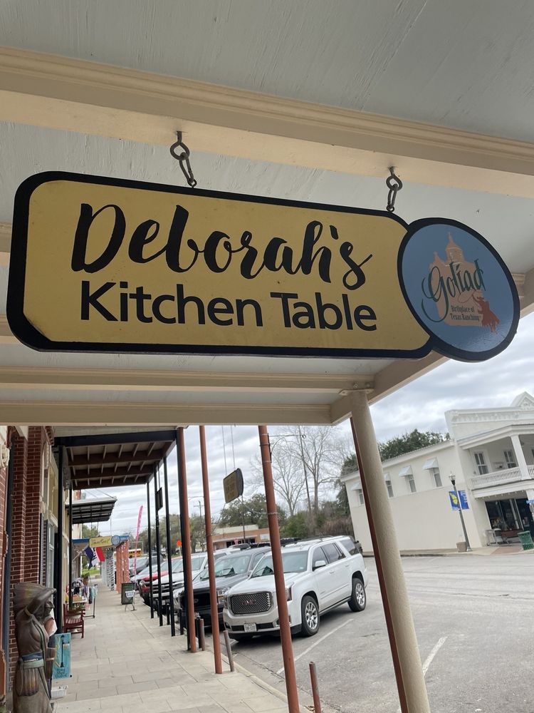 Deborah‘s Kitchen Table