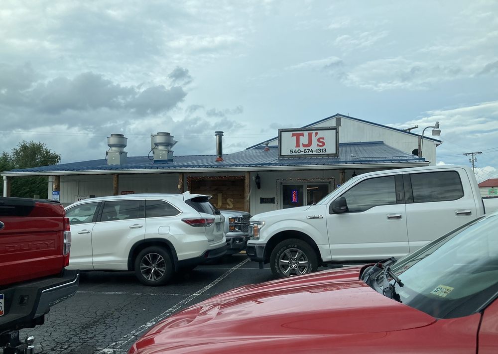 TJ's Place Reviews Dublin, VA One Bite