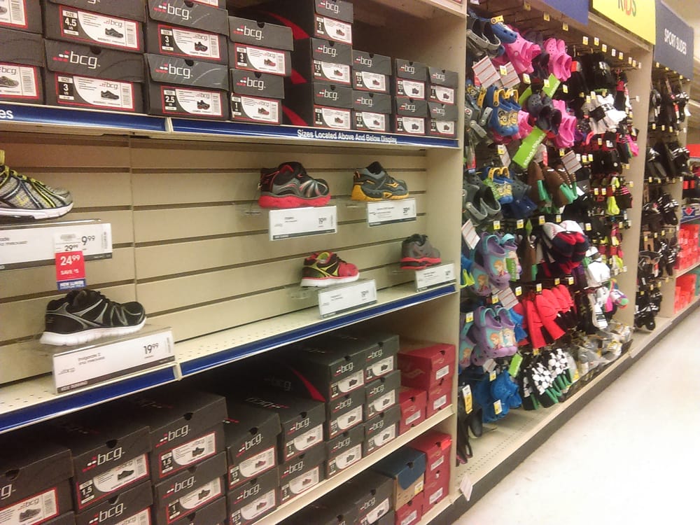 Academy Sports + Outdoors 26 Photos & 11 Reviews Shoe Stores