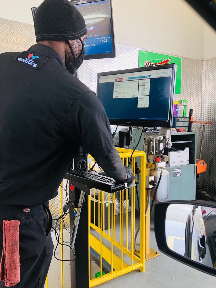 Valvoline Instant Oil Change