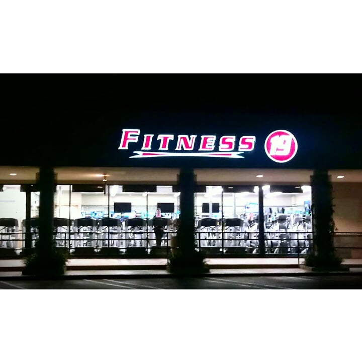 Fitness 19 13 Photos & 175 Reviews Gyms 19111 Beach Blvd