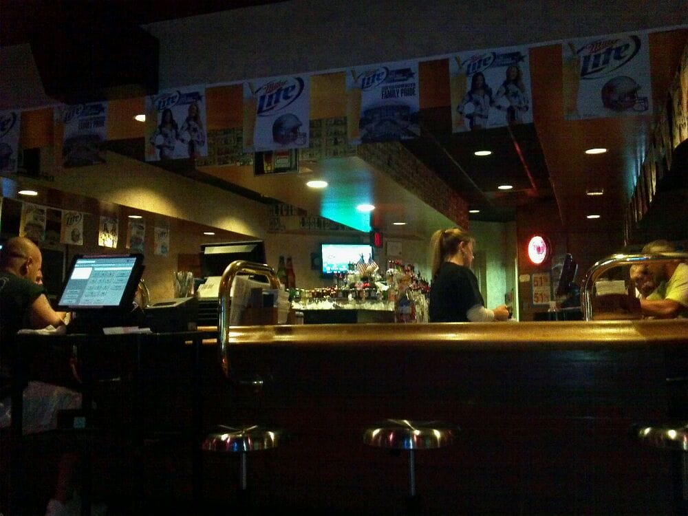 Toby's Lounge