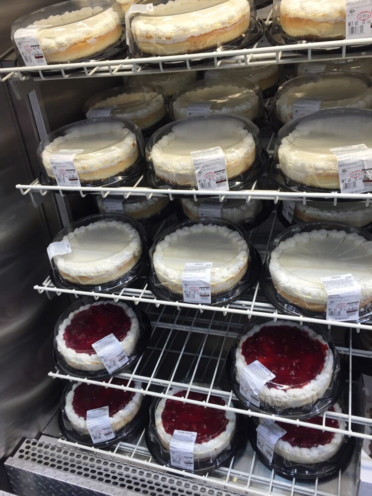 delicious cheesecake and strawberry