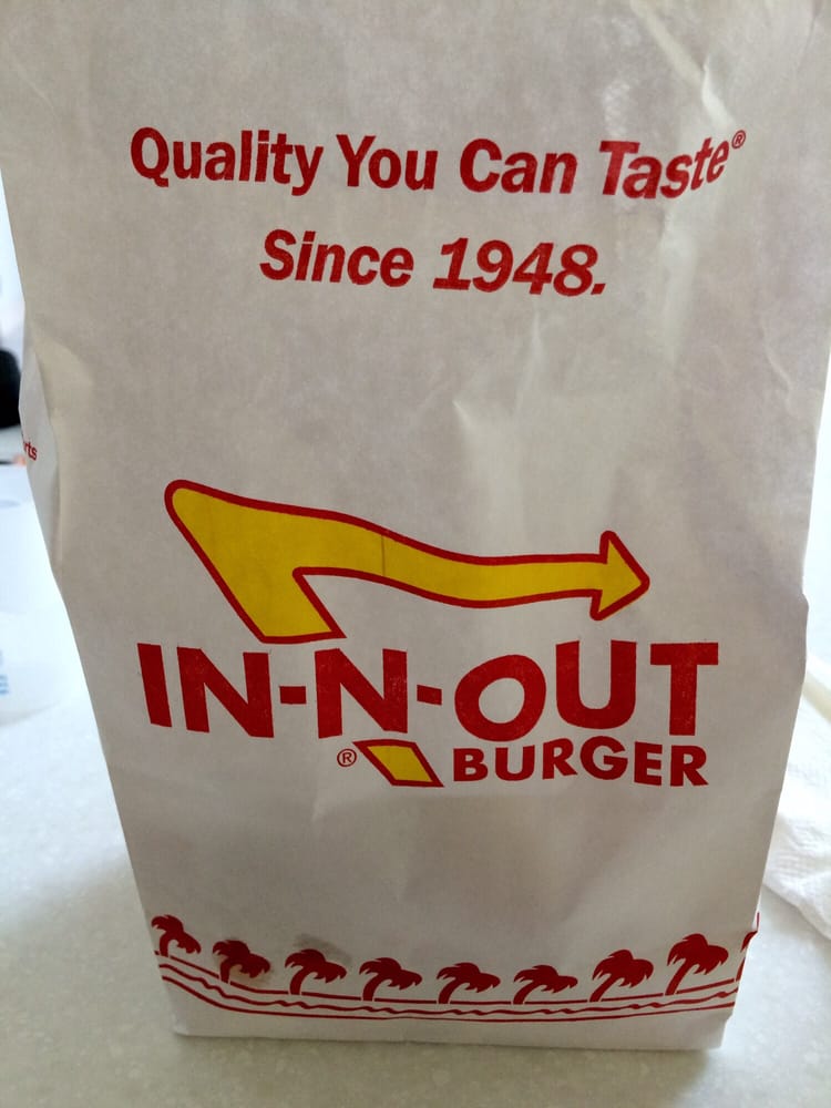 Download Take out bag. - Yelp Yellowimages Mockups