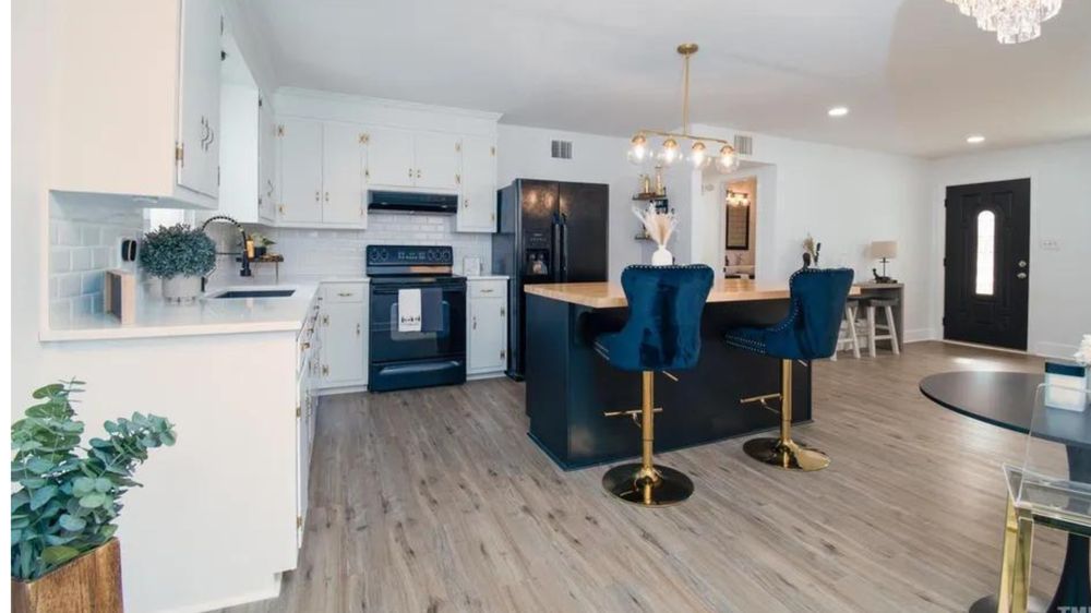 Roger's Painting and Flooring