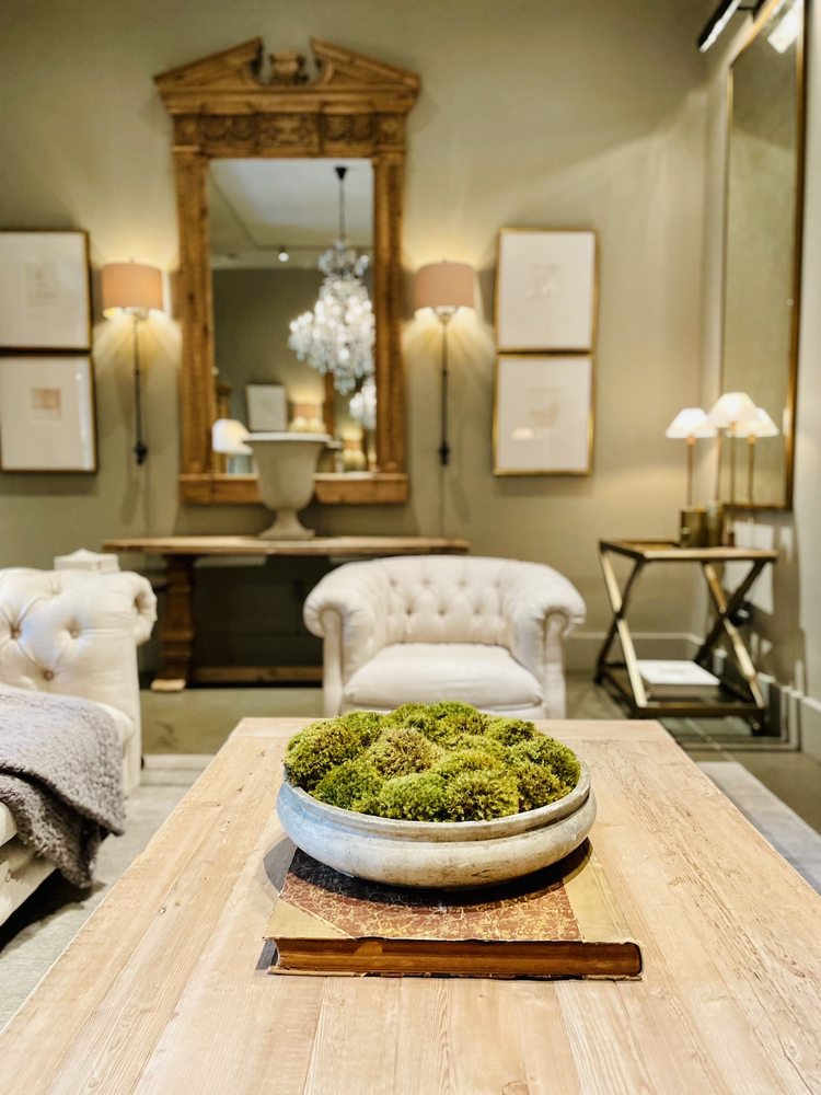 RH Seattle | The Gallery at University Village