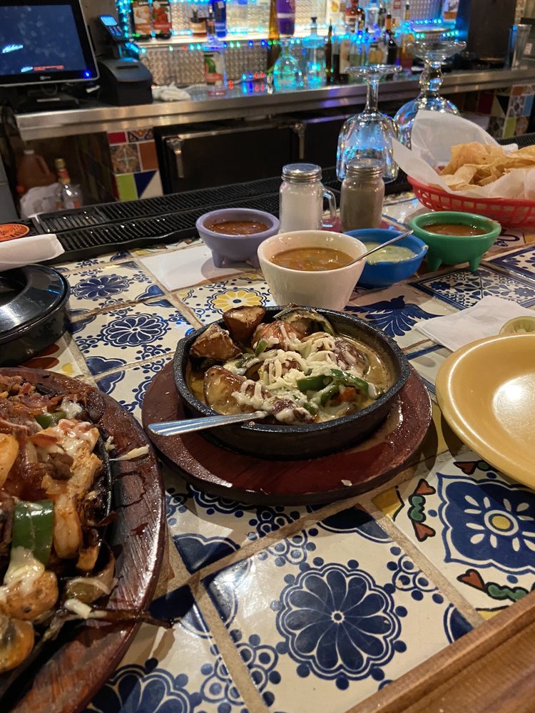 LA Cantina Mexican Grill