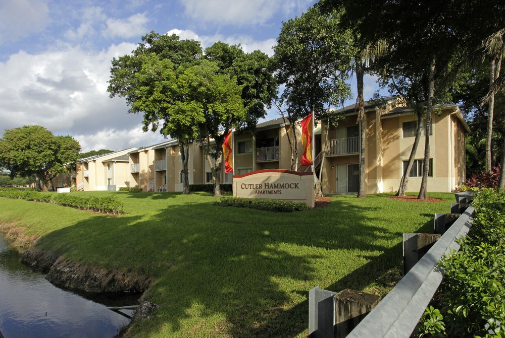 Cutler Hammock Apartments in Cutler Bay