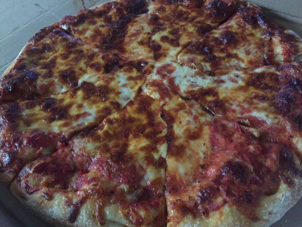 Universal Pizza Order Food Online 14 Reviews Pizza 2558 Main St