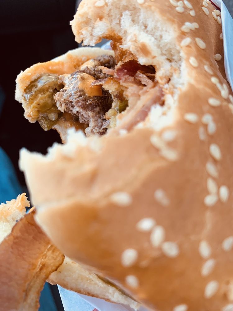 Carl's Jr