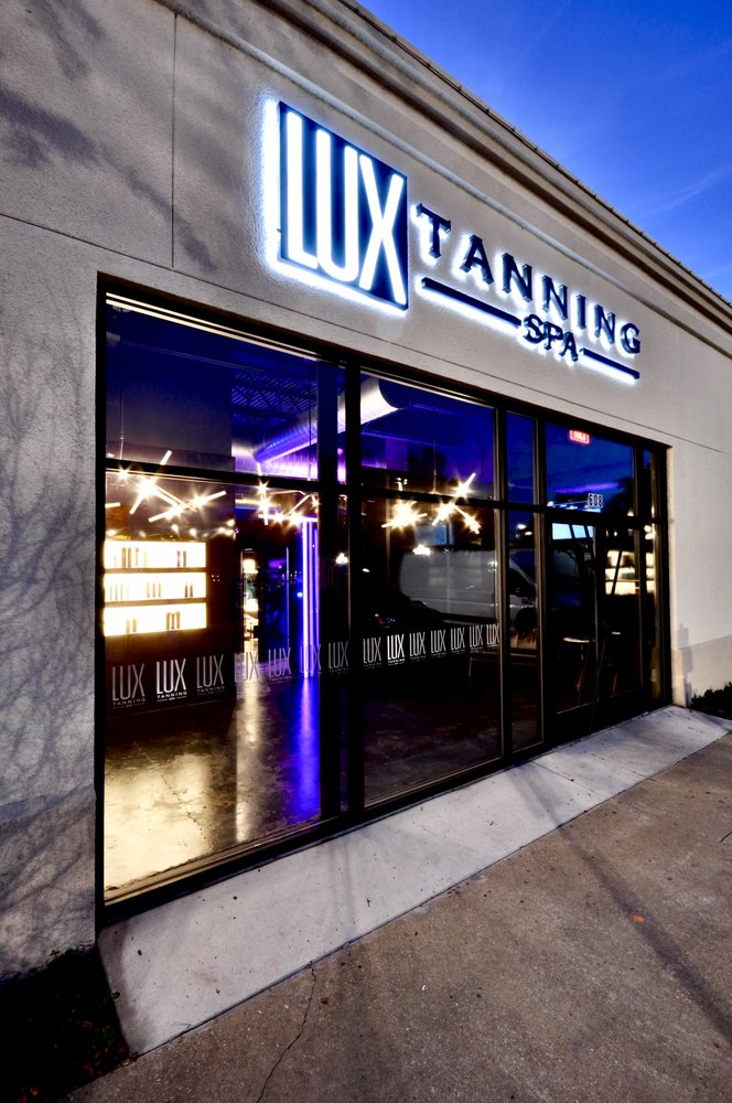 LUX Tanning Spa 12 Photos Spray Tanning 5100 Belt Line Rd