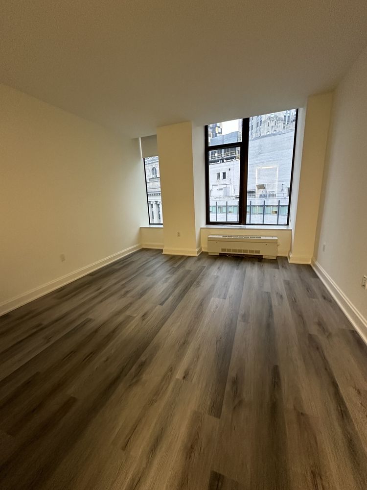Manhattan Pressurized Walls