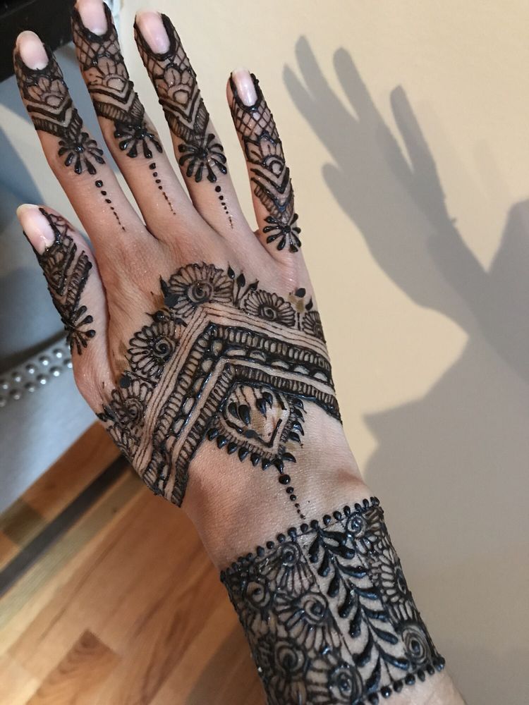 Henna By Semanti