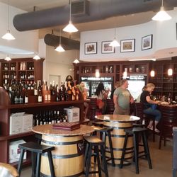 Hollywood Vine 32 Photos 71 Reviews Wine Bars 2035 Harrison Photo Of Hollywood Vine Fl United States