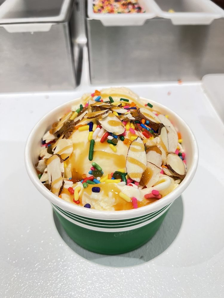 Yummy's Ice Cream & Mini Donuts