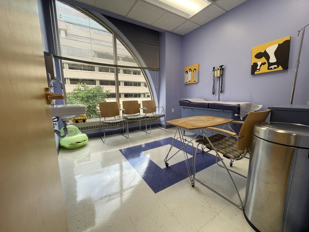image of business Pullman & Associates - Panda Pediatrics