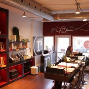 Rouge Nail Bar - 4065 Rue Saint-Denis, Plateau-Mont-Royal, Montreal, QC ...