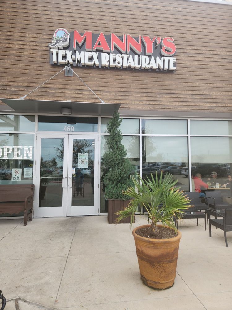 Manny's Uptown Tex-Mex Restaurante