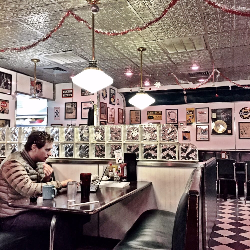 Moonlight Diner 219 Photos & 307 Reviews Diners 6250 Tower Rd