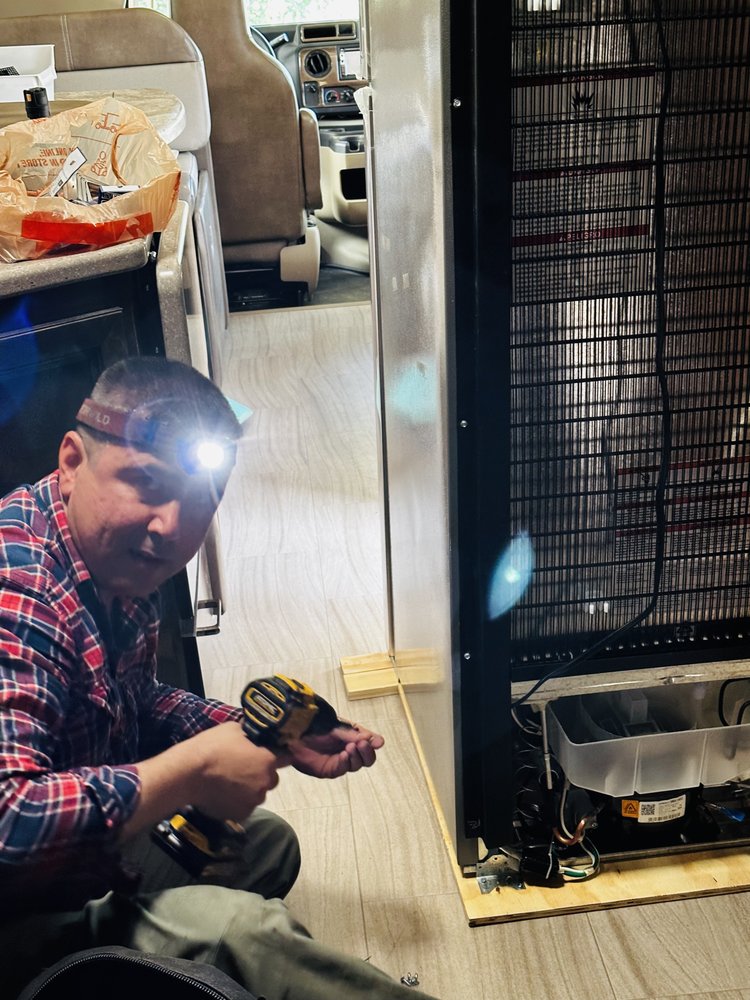 image of business 4Wires Appliances Repair and Services