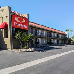 Econo Lodge Inn Suites Escondido Downtown 53 Photos 32 Reviews Photo Of Econo Lodge Inn Suites Escondido Downtown Ca United States
