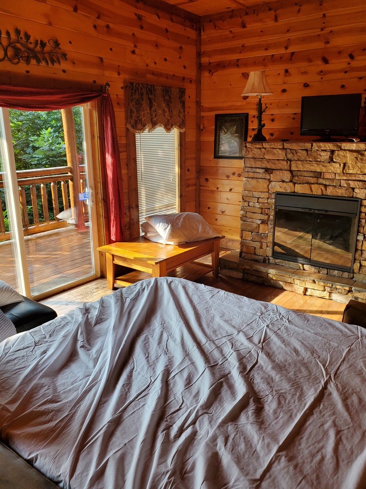 Cabins USA Gatlinburg