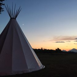 The Hatchet Resort 26 Photos 31 Reviews Hotels 19980 E Hwy Photo Of The Hatchet Resort Moran Wy United States Fun Grounds To