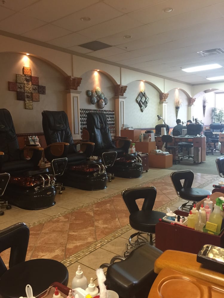 Happy Nails Nail Salons 237 Blankenbaker Pkwy, Middletown, KY