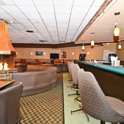 Pocono Resort Conference Center 44 Photos Hotels 35 Photo Of Pocono Resort Conference Center Lake Harmony Pa United States Bar
