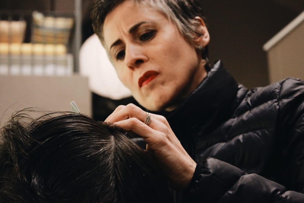 Marie Bové Salon