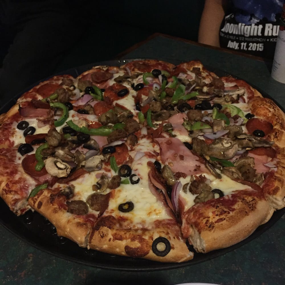 Lamppost Pizza 37 Photos & 91 Reviews Pizza 1260 Lake Blvd