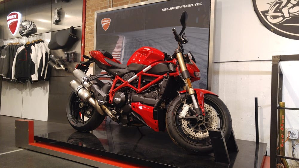 Motoworks Chicago 44 Photos & 97 Reviews Motorcycle Dealers 1901