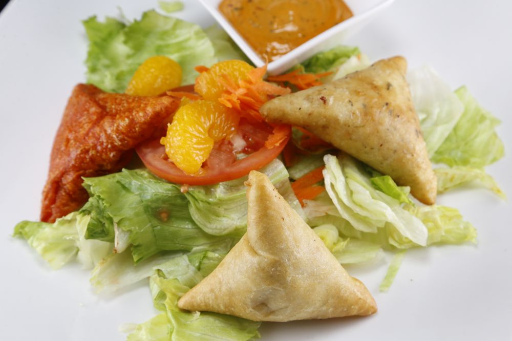 Gumax Cafe and Grill