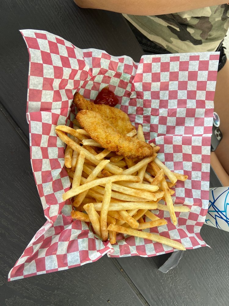 The Hut In Long Island