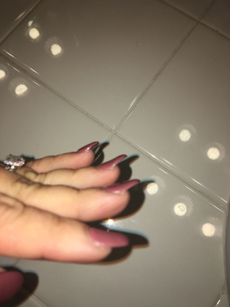 My Nails Look Like Bear Claws They Shouldn T Point Up Or Have A Photo Of Twin Oaks Nails And Spa San Marcos Ca United States
