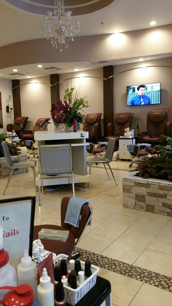 Luxury Nails Nail Salons 2475 Scottsville Rd, Bowling Green, KY