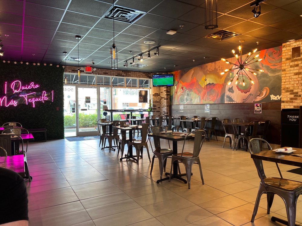 Kahlovera Mexican Bar & Grill