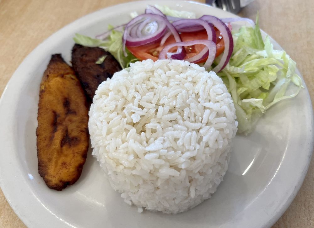 Gusto's Latin Food