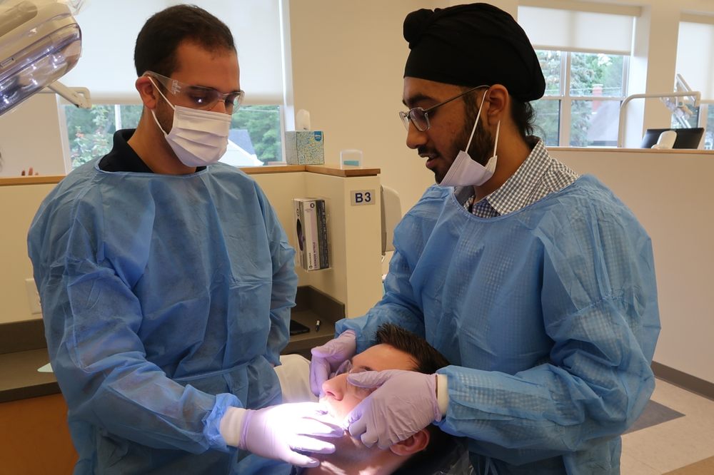 image of business UNE Oral Health Center