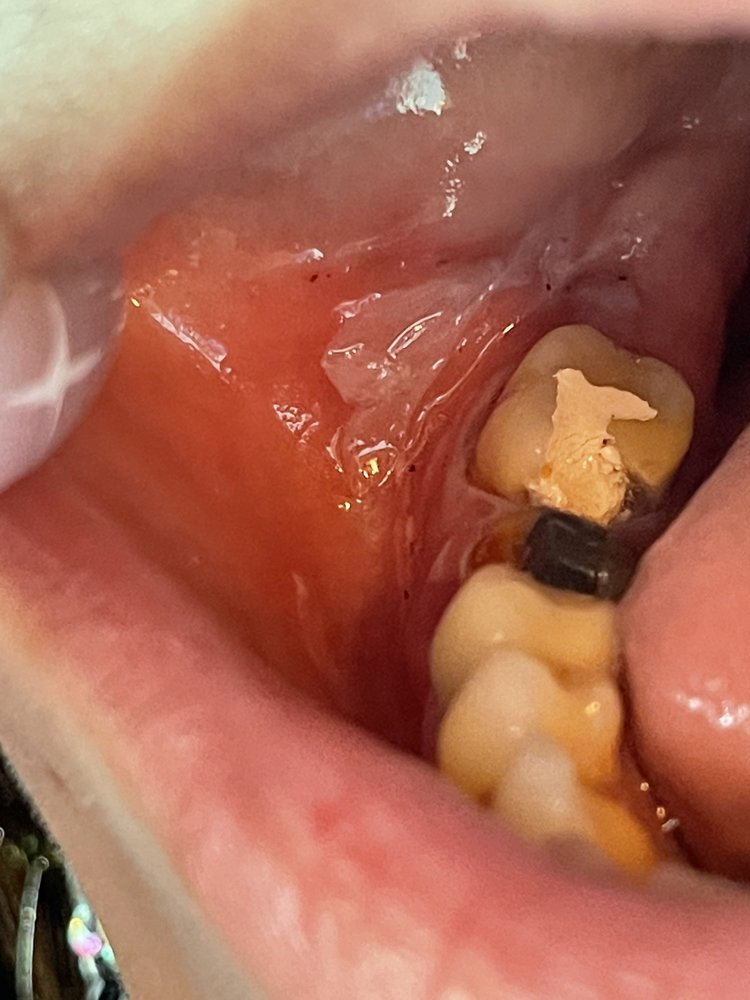 image of business Dental Del Valle