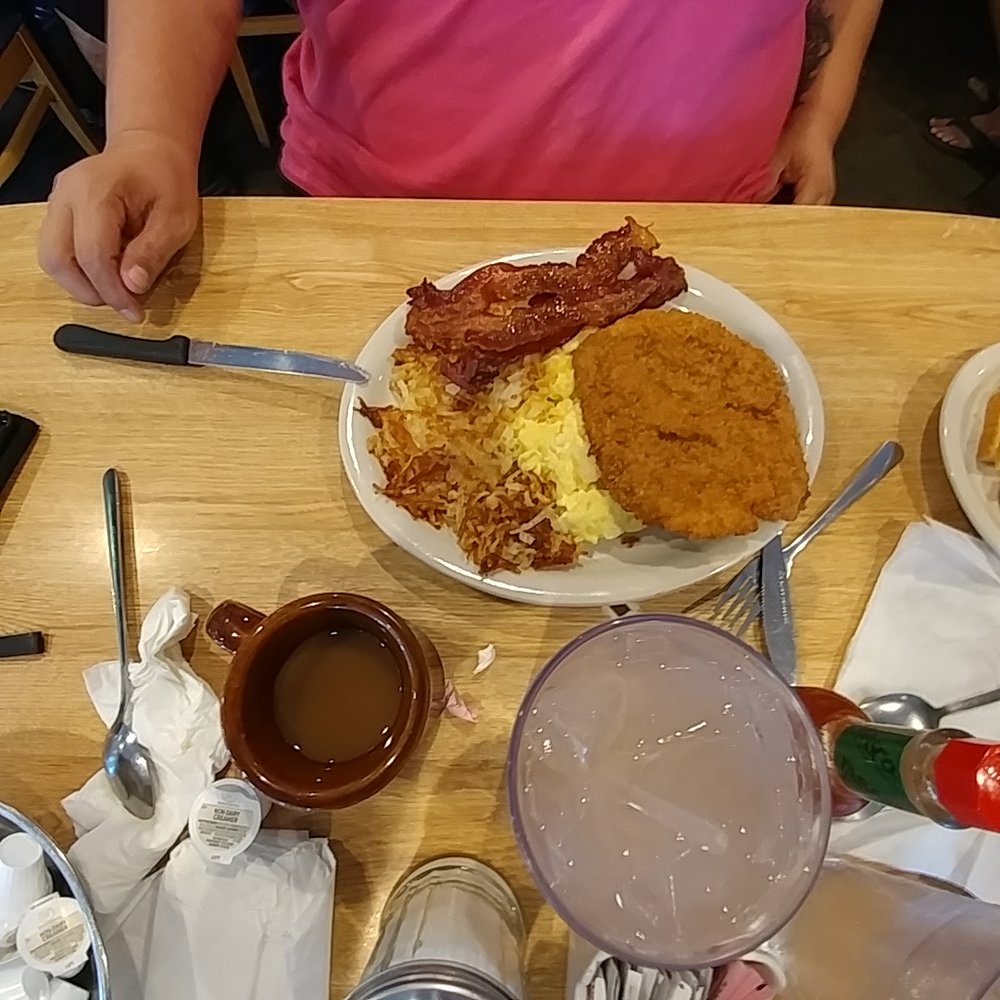 En Fried Steak Breakfast Yelp Photo Of Pioneer Restaurant Arlington Tx United States En Fried Steak Breakfast