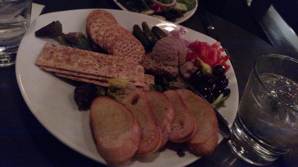 Harvey’s Central Grille 17 Photos & 31 Reviews American