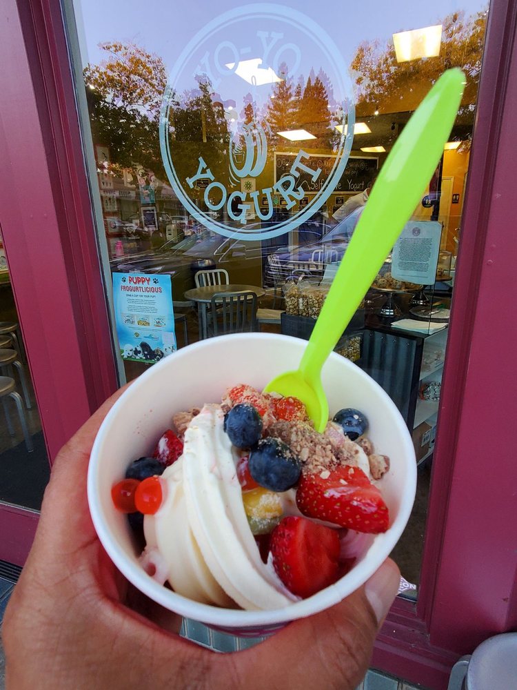 Yo-Yo Yogurt
